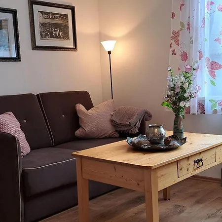Gemuetliche-ferienwohnung-backbord *