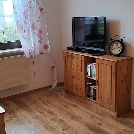 Gemuetliche-ferienwohnung-backbord Apartment